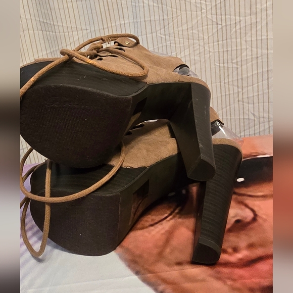 #3336 Breckelles women's high heels open toe lace up - Picture 7 of 10